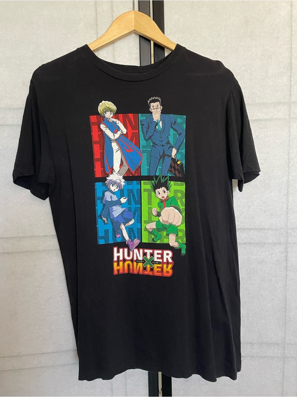 Hunter x Hunter Black Short-Sleeve Graphic Tee